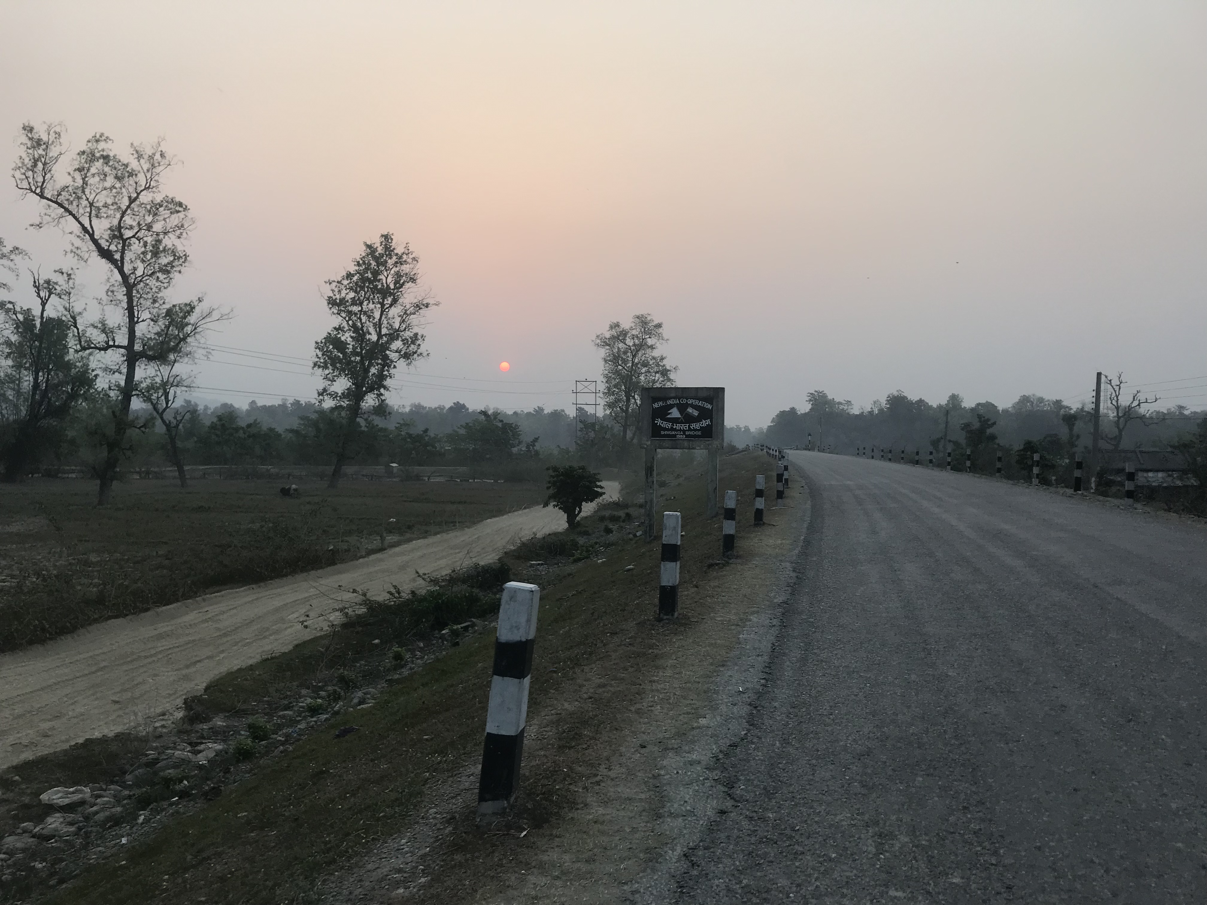 India-Nepal Border Crossing at Bhimdatta with UK Passport and Nepal Telecom SIM  – Ben Around the World Diary – Day 98 – 4 April 2019