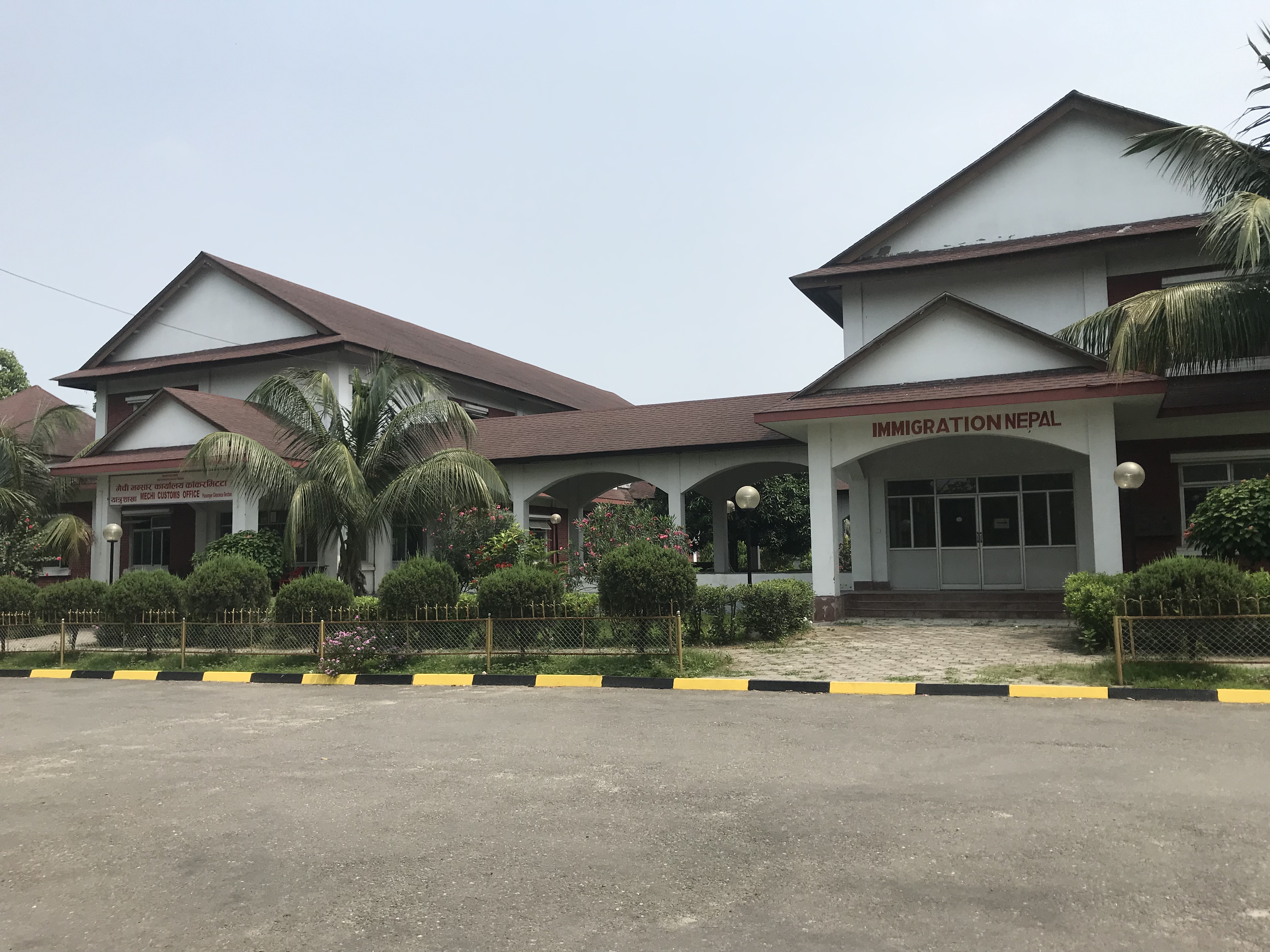 Crossing the Nepal/India border at Siliguri – Ben Around the World Diary – Day 110 – 27 May 2019